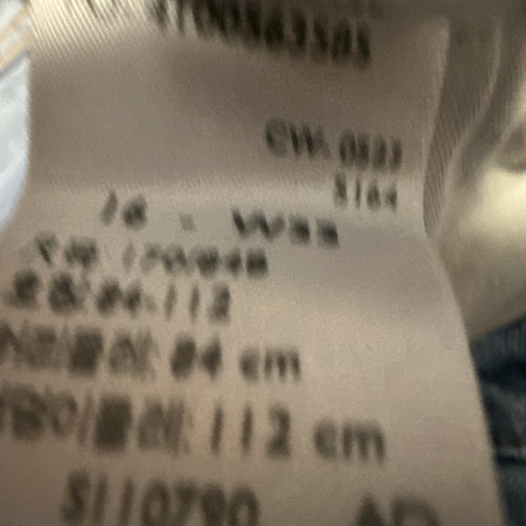 Levi's Signature Womens Size 16 Heritage Boyfriend Jeans Cuffs Crop Faded 37x25 - Picture 4 of 10